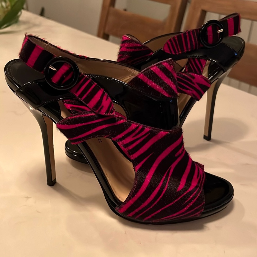 Stunning Paul Andrew pink zebra print calf hair strappy heel size 7.5.